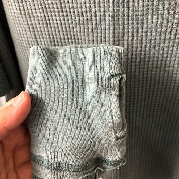 NWOT We the Free / Free People Microphone Drop Thermal Top Silver Pine Size XS - Picture 8 of 12